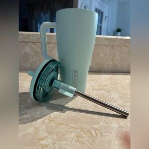 Brumate Era 30oz
Blue Agave